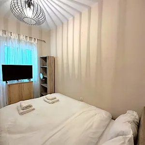 Nidus 101 Apartment
